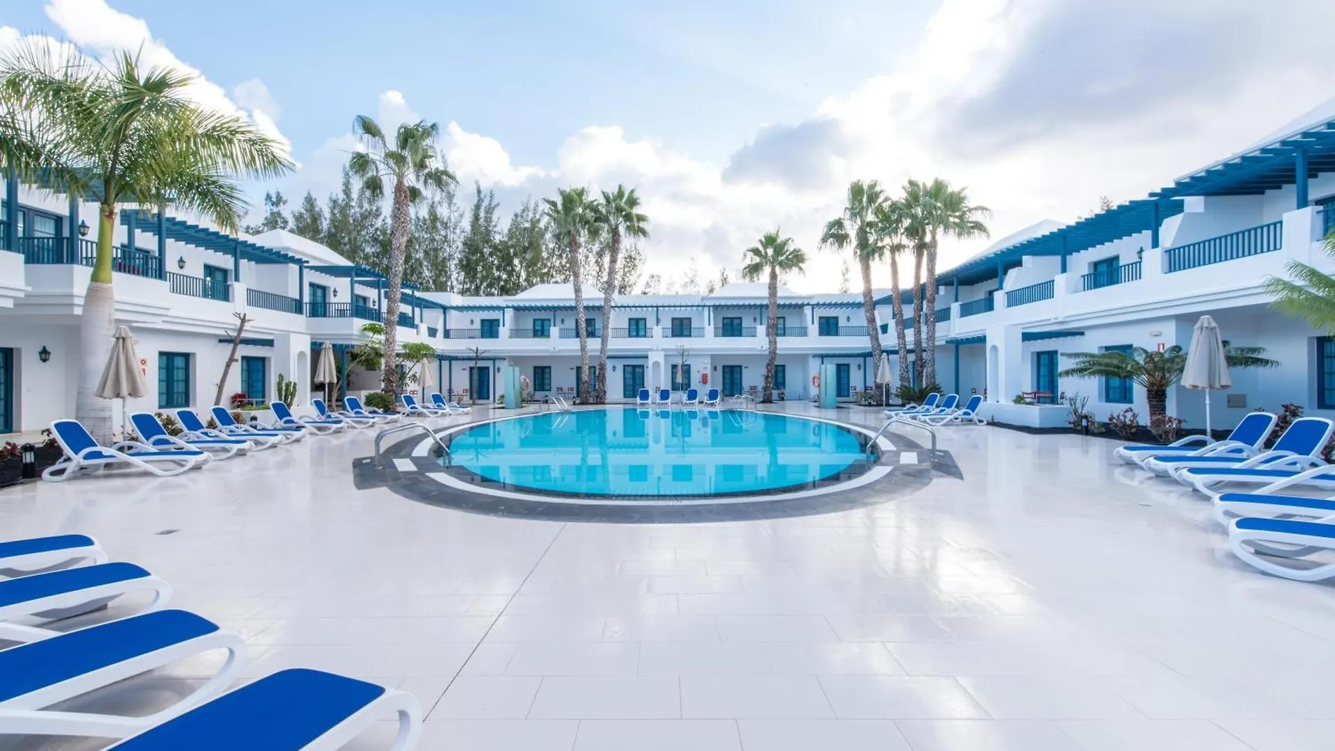**** Resort Thb Tropical Island Hotel Playa Blanca  Spain