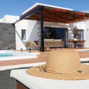  Villa Arai By Villalia