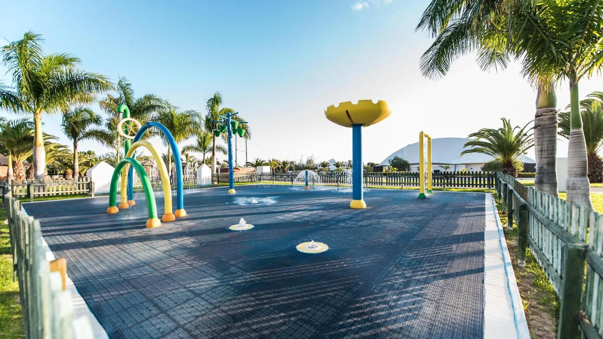 Thb Tropical Island Hotel Playa Blanca  4*, Playa Blanca (Lanzarote)