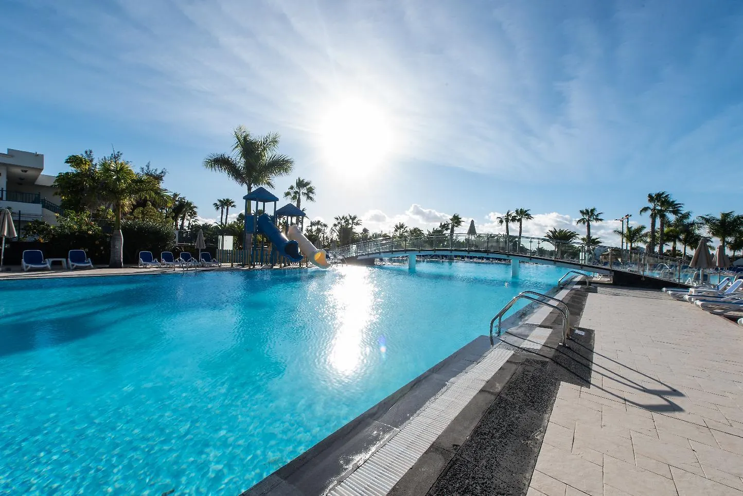 **** Üdülőközpont Thb Tropical Island Hotel Playa Blanca  Spanyolország
